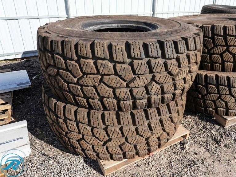 (4) Unused 2019 Nokian Hakkapeliitta 23.5R25  Loader Snow Tires - Roller Auctions