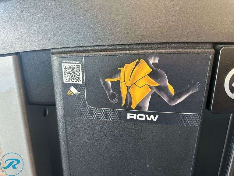 Life Fitness Row Cable Machine - Roller Auctions