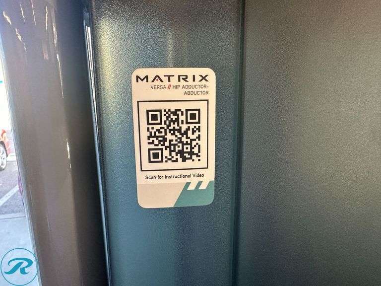 Matrix Versa Hip Adductor / Abductor Cable Machine - Roller Auctions