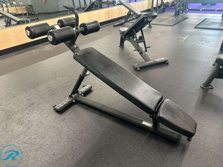 Torque Fitness Decline Bench - Roller Auctions