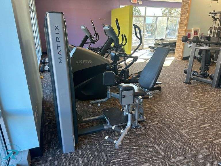 Matrix Versa Hip Adductor / Abductor Cable Machine - Roller Auctions