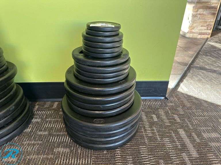 Rubber Weight Plates; (4) 45lb, (4) 25lb, (4) 10lb, (4) 5lb and (2) 2.5lb