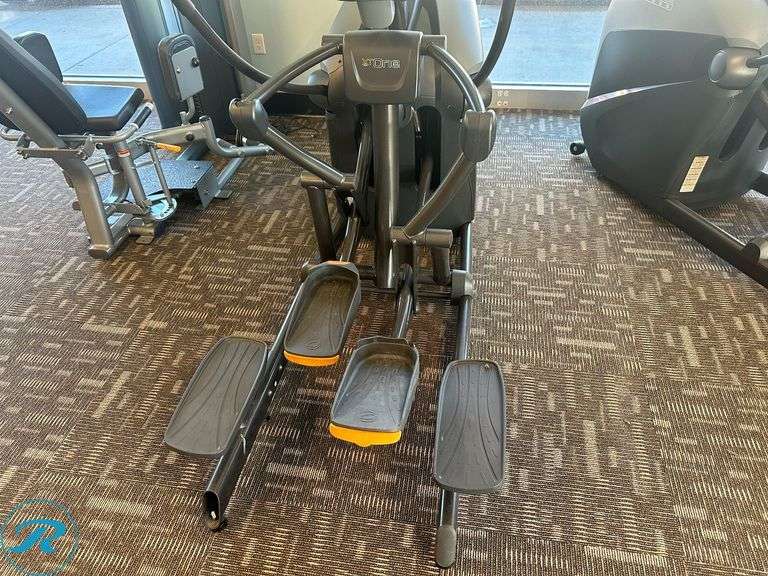 Octane Fitness XT-One Cross Trainer Standing Elliptical - Roller Auctions