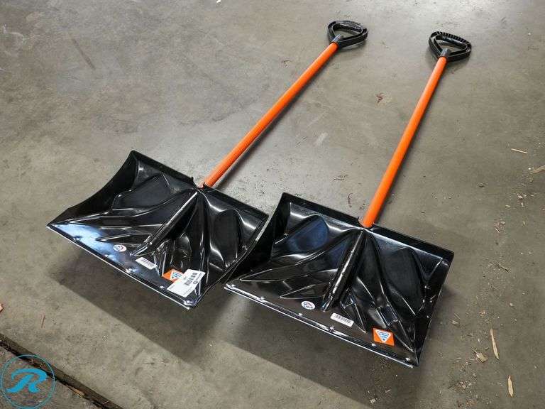 (2) Bigfoot Snow Tools Ergonomic Handle Snow Shovels, Black, Plastic - Roller Auctions