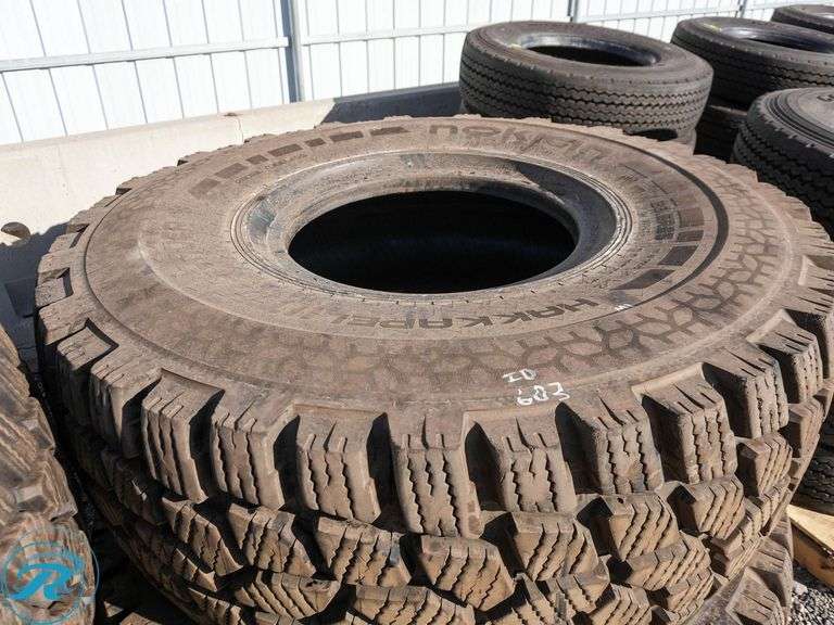 (4) Unused 2019 Nokian Hakkapeliitta 23.5R25  Loader Snow Tires - Roller Auctions