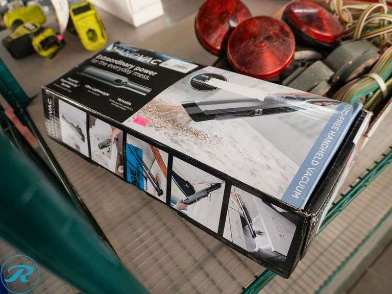 Shark WV200 Wand Vac - Roller Auctions