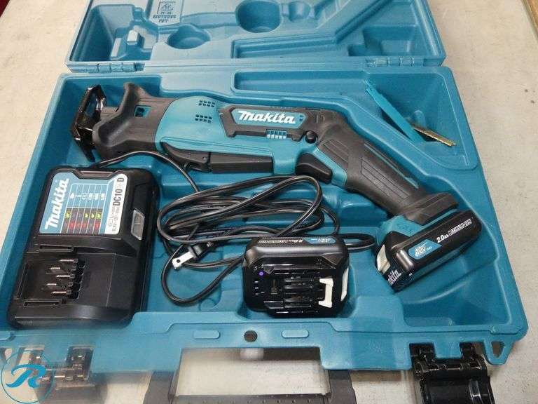 Makita RJ03R1 12V Reciprocating Saw With (2) Batteries and Charger