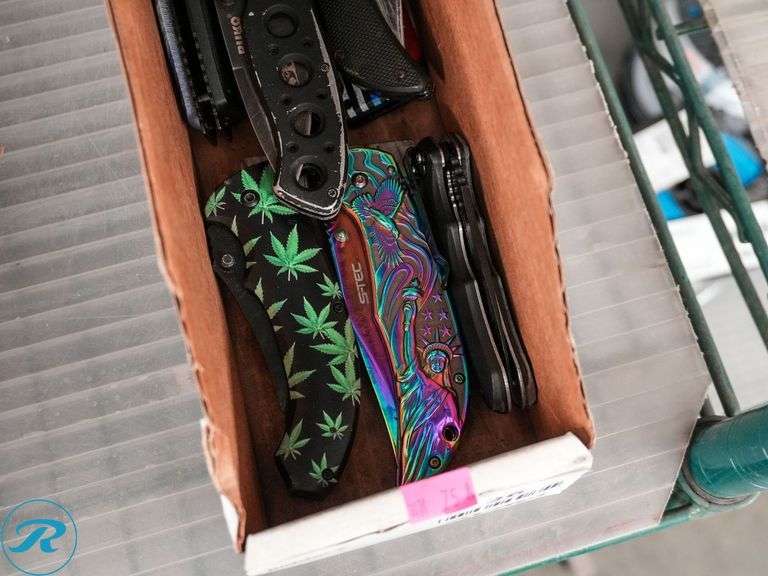 Tray of Pocket Knives - Roller Auctions