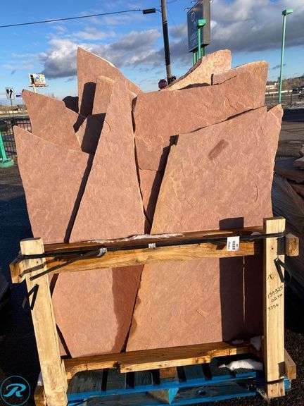 (1) PALLET OF RED FLAGSTONE STAND UP