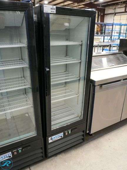Avantco GDC-10-HCB Single Glass Door Refrigerated Merchandiser