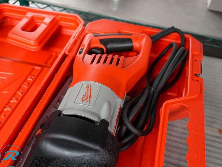 Milwaukee 6538-21 Reciprocating Saw - Roller Auctions