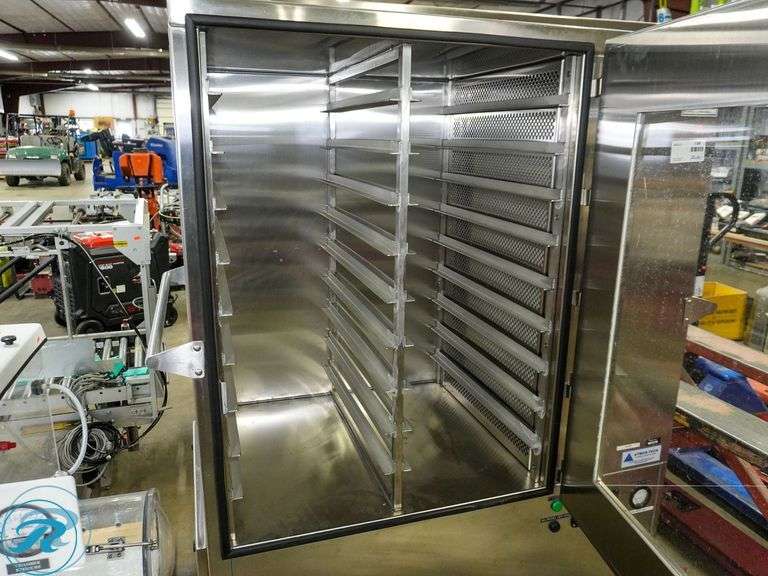 Atmos Tech PTC3141-28/SS Cross Flow Lab Cabinet - Roller Auctions
