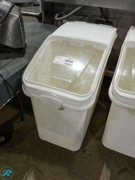 Plastic Mobile Ingredient Bin