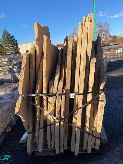 (1) PALLET OF MILAGRO NEW MEXICO FLAGSTONE STANDUP