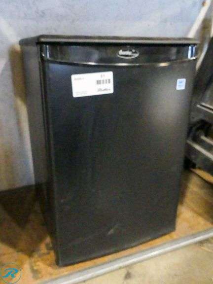 Danby DAR026A1BDD-3 Refrigerator