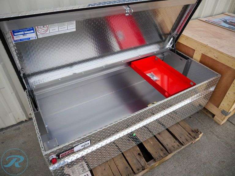 New Weatherguard Crossover Truck Box With Key Roller Auctions