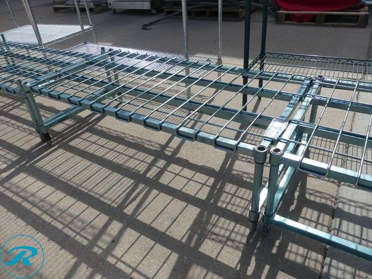 Metro Dunnage Rack, 48" x 24" Roller Auctions