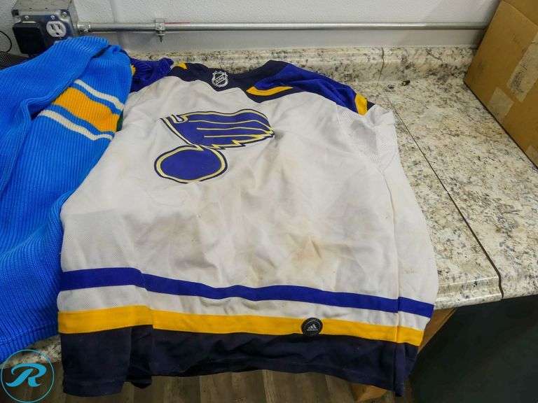 (2) Hockey Jerseys and Socks With Bag - Roller Auctions