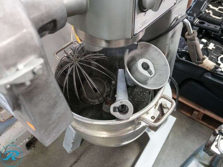 Hobart D-300 Mixer, 30Qt, 115V, Single Phase - Roller Auctions