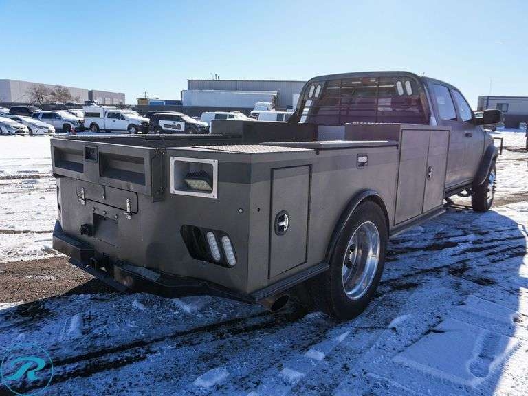 2018 Ram 5500 4WD Crew Cab Flatbed Truck - Roller Auctions