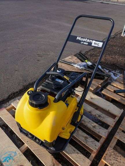 New Mustang LF-88D Gas Plate Compactor - Roller Auctions
