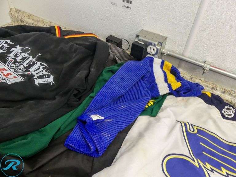 (2) Hockey Jerseys and Socks With Bag - Roller Auctions