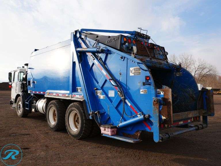 2013 Autocar ACX Xpeditor 6X4 T/A Rear Loader Trash Truck - Roller Auctions