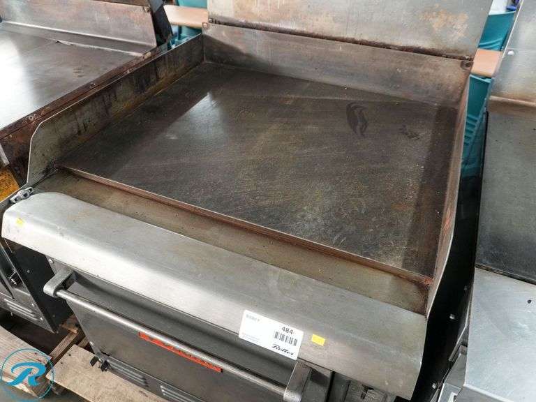 Vulcan 7860A 2-Burner Griddle With Oven, Gas - Roller Auctions