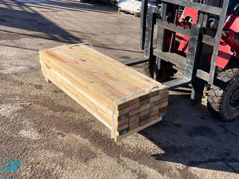 (30) Cedar 2" x 4" x 4ft - Roller Auctions