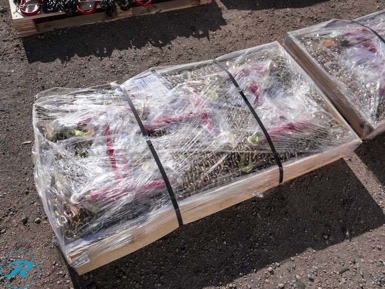 New Land Honor Ratchet Binder And Chain Set Consisting Of: (5) 9200 lb Ratchet Binders, (10) 3/8" X 20' G70 Transport Chains - Roller Auctions