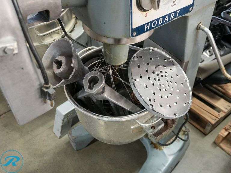 Hobart D-300 Mixer, 30Qt, 115V, Single Phase - Roller Auctions