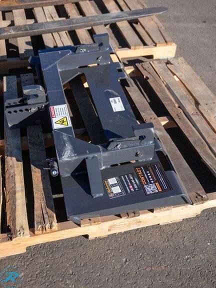 New Wolverine PT-16-01C 3-Point Attachment Plate to Fit Skid Steer ...