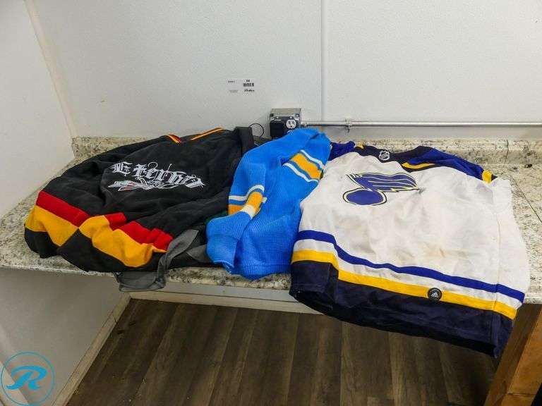 (2) Hockey Jerseys and Socks With Bag - Roller Auctions