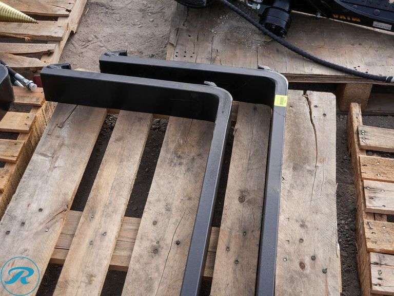 Set Of New 60" Forks - Roller Auctions