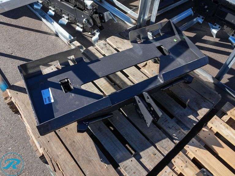 New Wolverine PT-16-01C 3-Point Attachment Plate to Fit Skid Steer ...