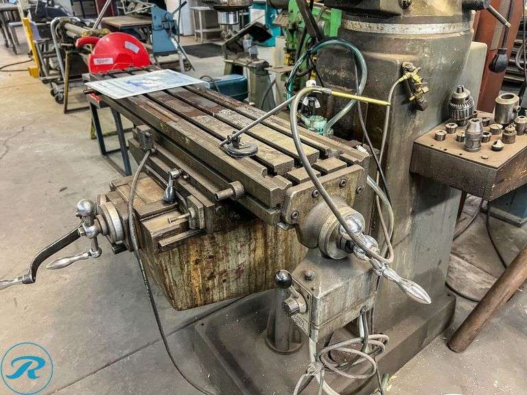 Lagun Republic FTV.1 Vertical Knee Milling Machine, 42" x 9" Table, Auto Table Slide, Kool Mist Coolant System - Roller Auctions