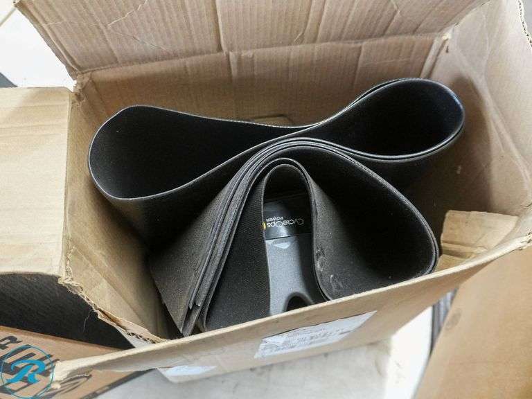 Saris Mag+ Indoor Bike Trainer with CycleOps Climbing Block and Mat - Roller Auctions