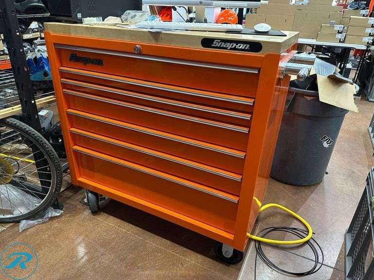Snap-on KRA4107FPJK 7-Drawer Worktop Tool Chest on Casters, 40″ (No Key)