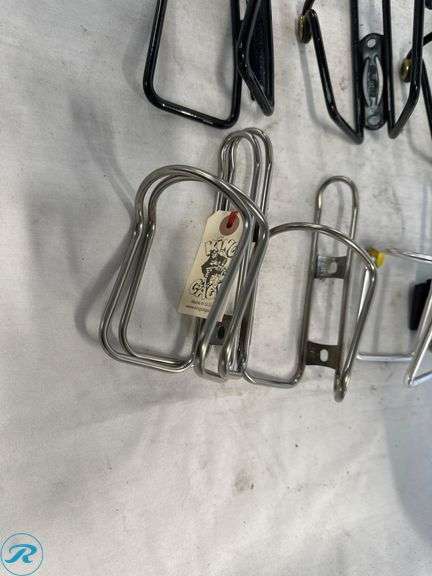 (13) Bicycle Water Bottle Cages - Roller Auctions