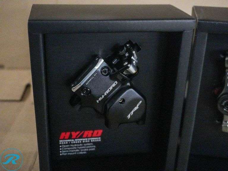 TRP HY/RD Hydraulic and Spyre SLC Mechanical Disc Brake Calipers - Roller Auctions