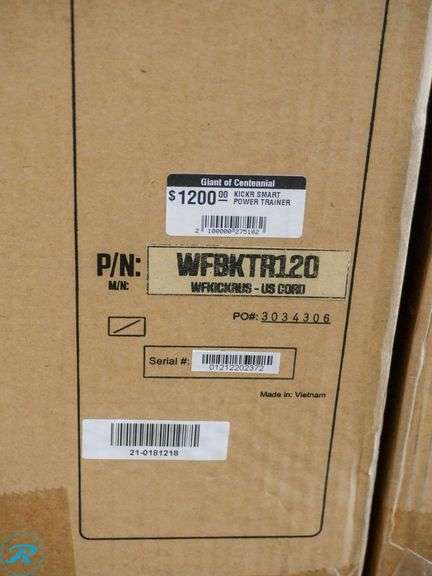 Wahoo KICKR Smart Power Trainer - Roller Auctions