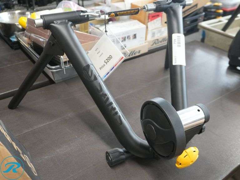 Saris Mag+ Indoor Bike Trainer - Roller Auctions