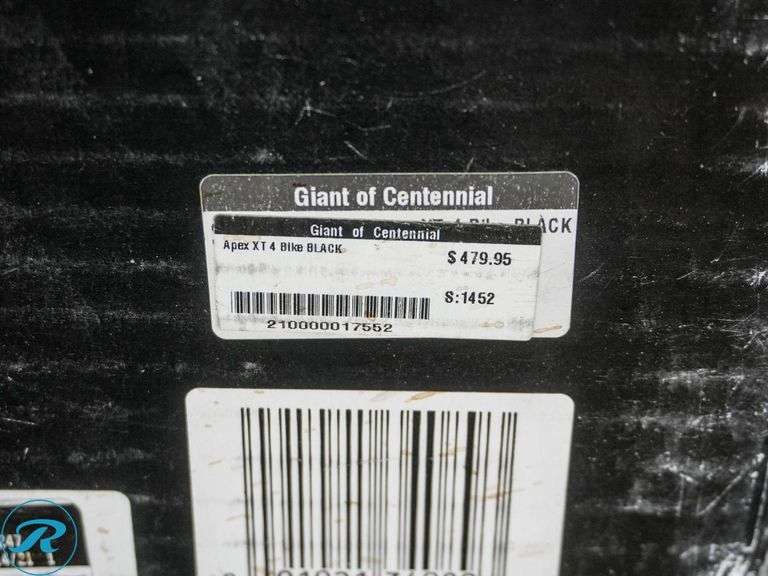 Thule Apex XT Swing Hanging Hitch Mounted 4-Bike Rack - Roller Auctions