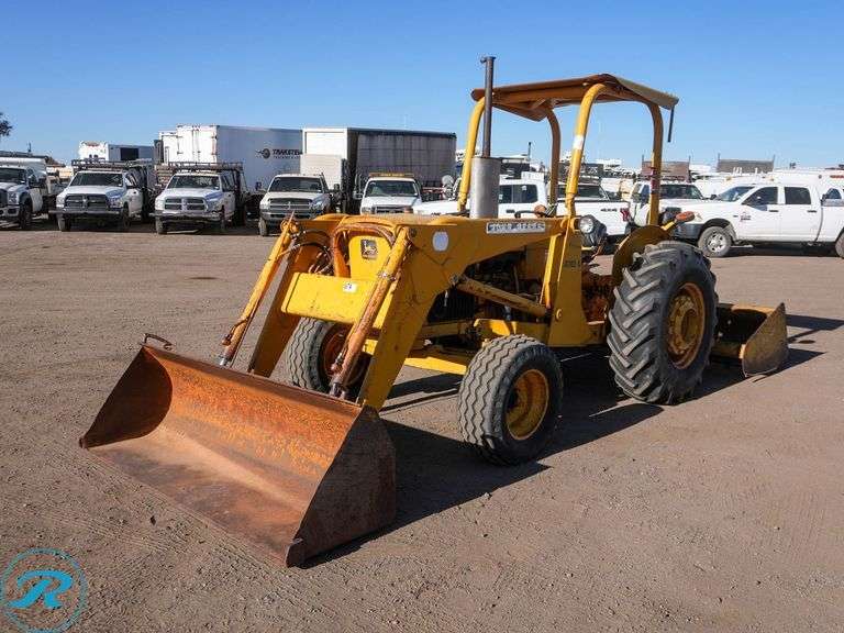 John Deere JD302-A RWD Tractor/ Loader - Roller Auctions