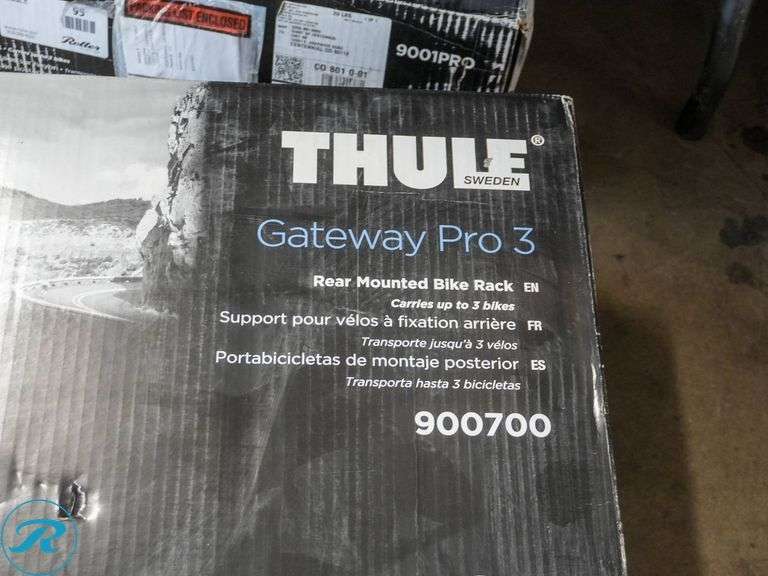 (2) Thule Gateway Pro 3 Rear Mounted 3-Bike Racks - Roller Auctions