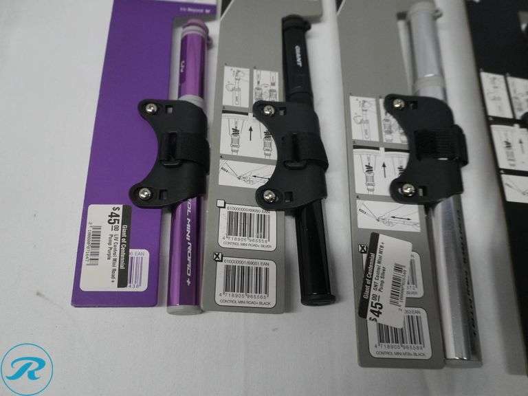 Tray of (6) Giant and Liv Mini Bike Hand Pumps - Roller Auctions