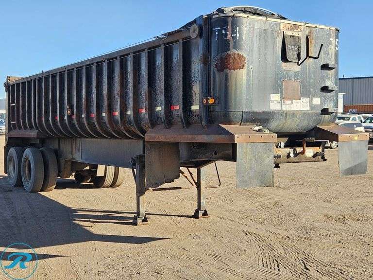 1987  Fruehauf  T/A End Dump Trailer - Roller Auctions