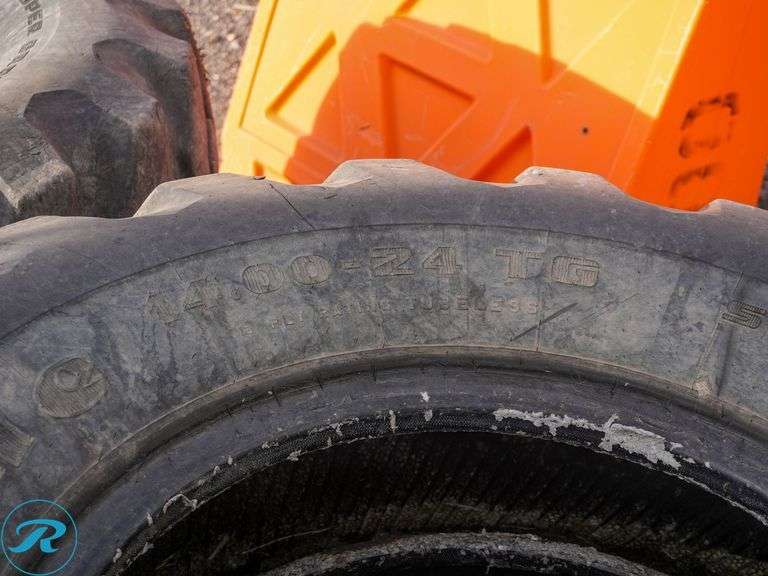 Set of (4) Firestone 14.00-24TG Equipment Tires To Fit Motor Grader Or Telehandler Forklift - Roller Auctions