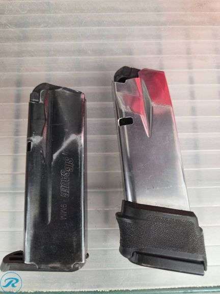 Tactical Gear with Firearm Pouches, Magazines, and Cable Lock - Roller Auctions