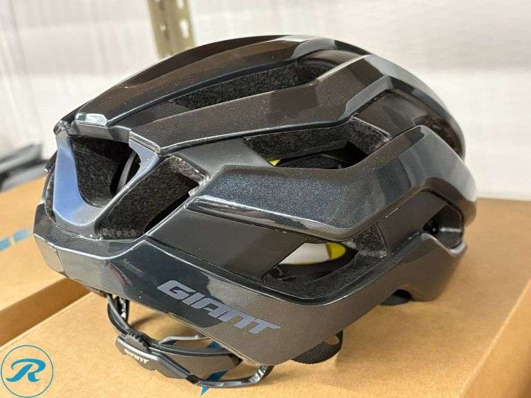 Giant Rev Pro MIPS Helmet, Gloss Metallic Black, Size Small - Roller Auctions